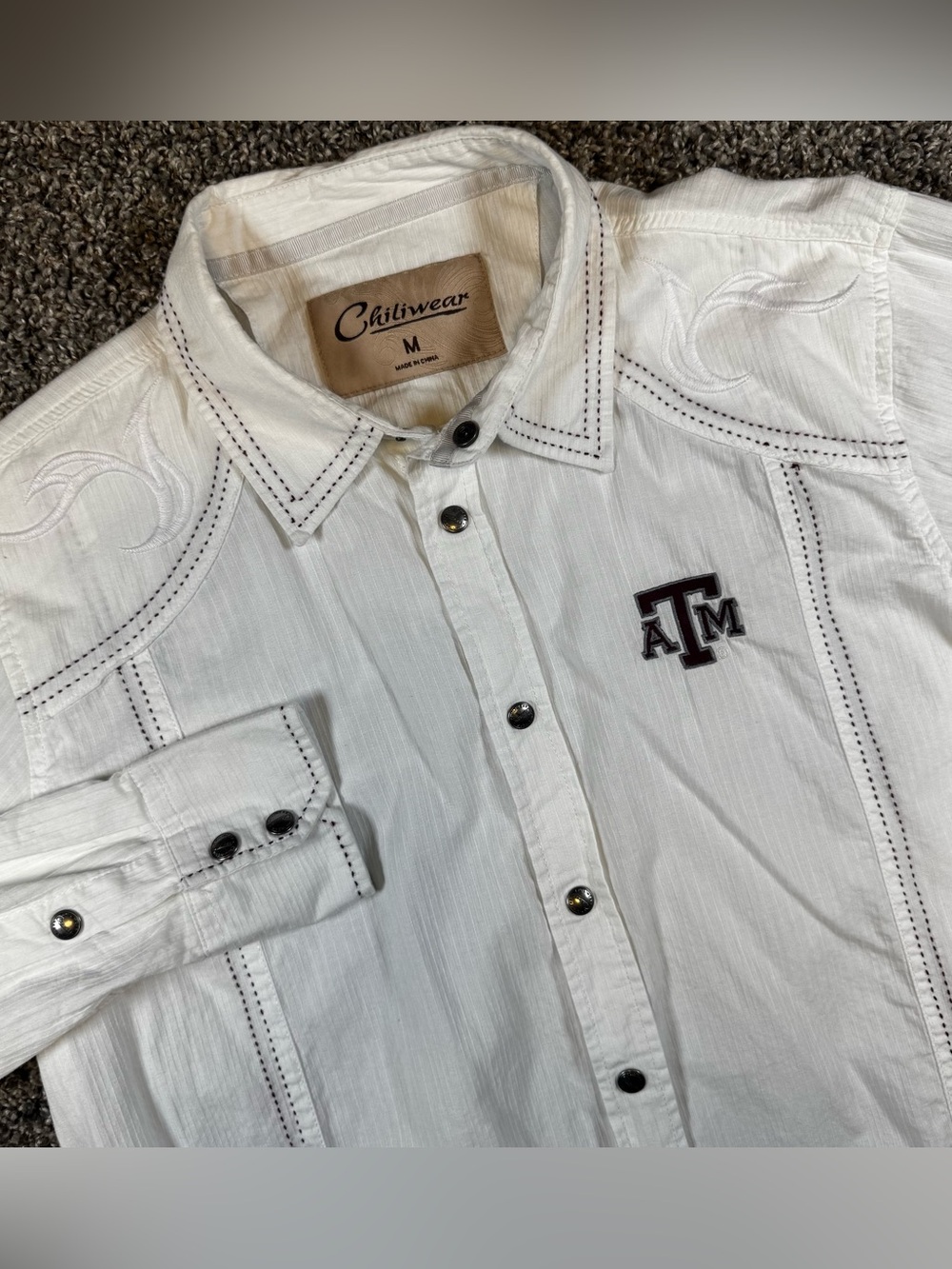 Chiliwear Texas A&M Aggies Mens Medium White Western Snap Shirt Embroidered Logo